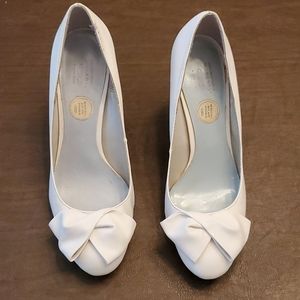 Ivory heels size 10
